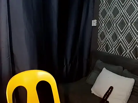 hugesignificant 69 online show from 12/22/25, 10:37