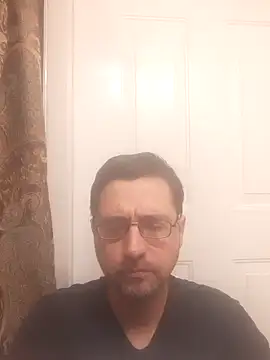 Snapshot of Gearsuit chatting on 11/06/25, 09:35 Gearsuit online show from 11/06/25, 09:35