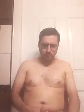 Snapshot of Gearsuit chatting on 11/07/25, 06:23 Gearsuit online show from 11/07/25, 06:23