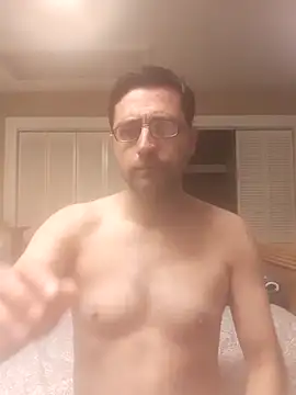 Snapshot of Gearsuit chatting on 10/27/25, 10:44 Gearsuit online show from 10/27/25, 10:44