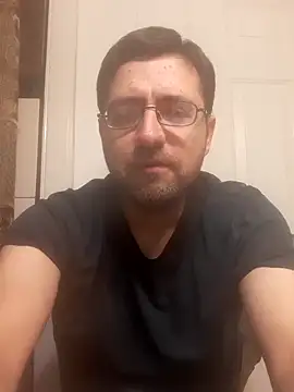 Snapshot of Gearsuit chatting on 11/07/25, 03:11 Gearsuit online show from 11/07/25, 03:11