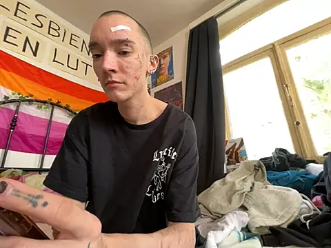 Snapshot of Styxlust chatting on 09/13/25, 01:00 Styxlust online show from 09/13/25, 01:00