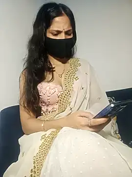 TheSassyGirl7 online show from 11/04/25, 06:01