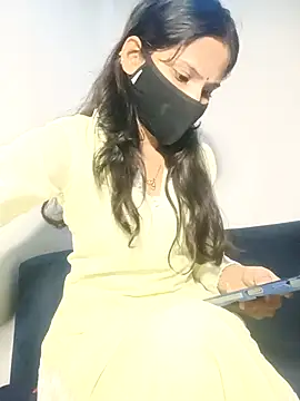 TheSassyGirl7 online show from 11/11/25, 06:36