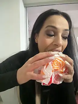 Bella Vixen  online show from 10/29/25, 08:08