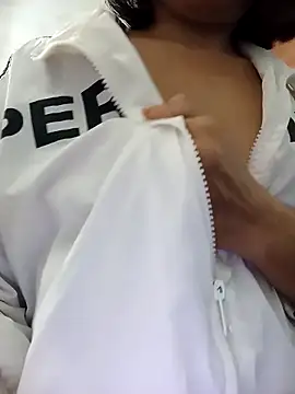 Thaohoa love online show from 11/19/25, 08:20