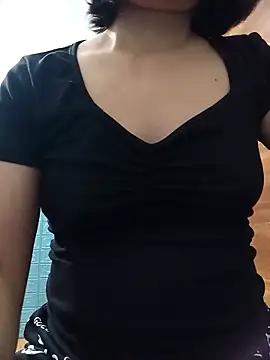 Thaohoa love online show from 10/20/25, 06:08