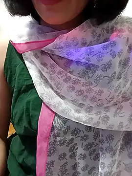 Thaohoa love online show from 10/24/25, 06:40