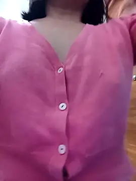 Thaohoa love online show from 11/18/25, 06:55