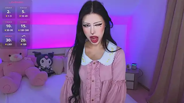 venomeowww   online show from 11/28/25, 03:39