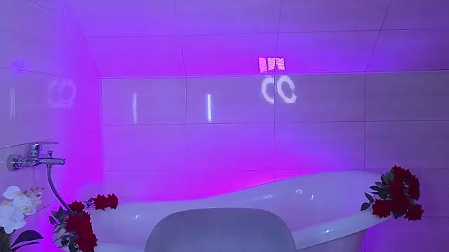 venomeowww   online show from 02/24/26, 03:51