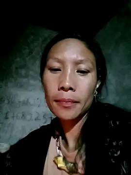 Lisa pusy online show from 11/18/25, 11:02