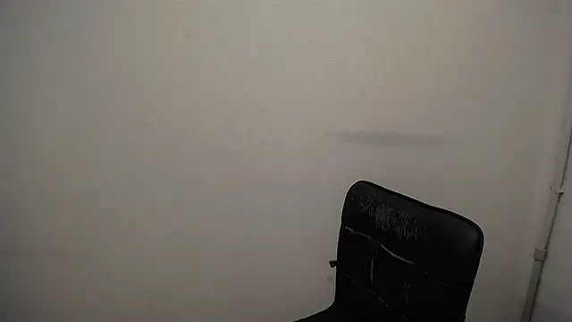 Snapshot of Mina_sky_ chatting on 10/28/25, 08:13 Mina sky  online show from 10/28/25, 08:13