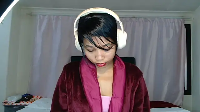 Snapshot of -cleowilliams- chatting on 10/08/25, 08:09 -cleowilliams- online show from 10/08/25, 08:09