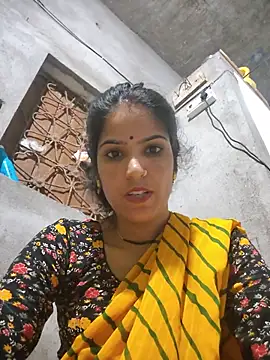 Snapshot of Riya_jaan12 chatting on 06/16/26, 01:44 Riya jaan12 online show from 06/16/26, 01:44