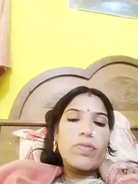 Riya jaan12 online show from 11/18/25, 08:28