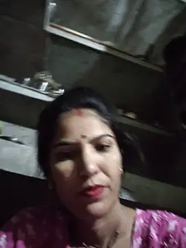 Riya jaan12 online show from 05/18/26, 01:06