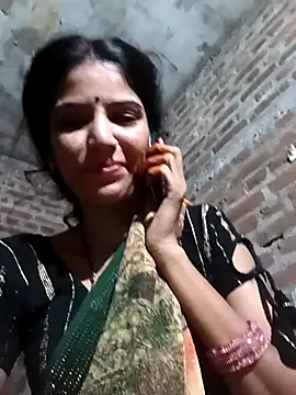 Riya jaan12 online show from 10/13/25, 12:34