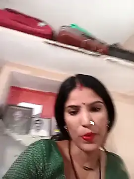 Riya jaan12 online show from 10/16/25, 04:21