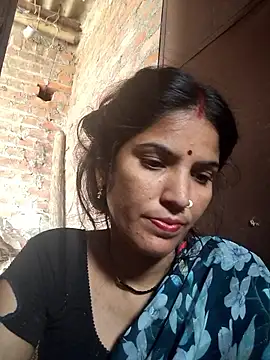 Riya jaan12 online show from 05/07/26, 04:39