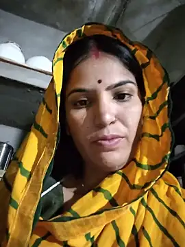 Riya jaan12 online show from 05/17/26, 02:33
