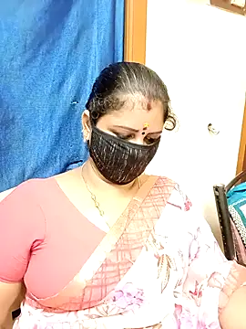 Snapshot of sushma26 chatting on 10/28/25, 07:57 sushma26 online show from 10/28/25, 07:57