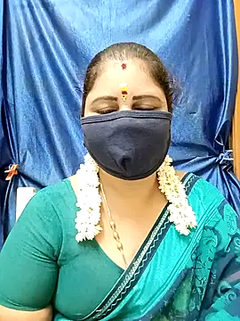 Snapshot of sushma26 chatting on 09/22/25, 09:59 sushma26 online show from 09/22/25, 09:59