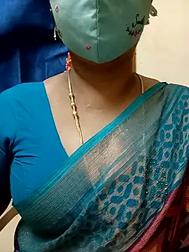 Snapshot of sushma26 chatting on 07/11/26, 05:35 sushma26 online show from 07/11/26, 05:35