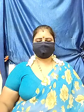 Snapshot of sushma26 chatting on 09/27/25, 05:08 sushma26 online show from 09/27/25, 05:08