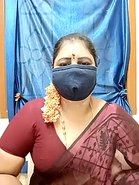 Snapshot of sushma26 chatting on 09/11/25, 05:18 sushma26 online show from 09/11/25, 05:18