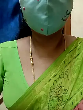 Snapshot of sushma26 chatting on 07/08/26, 06:08 sushma26 online show from 07/08/26, 06:08