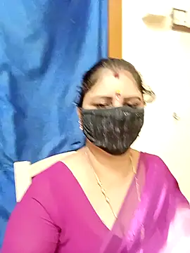 Snapshot of sushma26 chatting on 10/26/25, 07:14 sushma26 online show from 10/26/25, 07:14