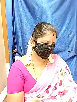 Snapshot of sushma26 chatting on 10/04/25, 10:00 sushma26 online show from 10/04/25, 10:00