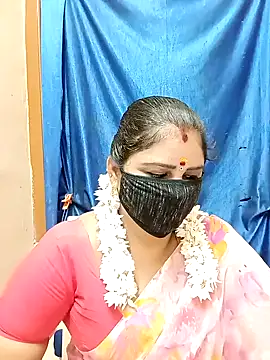 Snapshot of sushma26 chatting on 10/02/25, 06:11 sushma26 online show from 10/02/25, 06:11