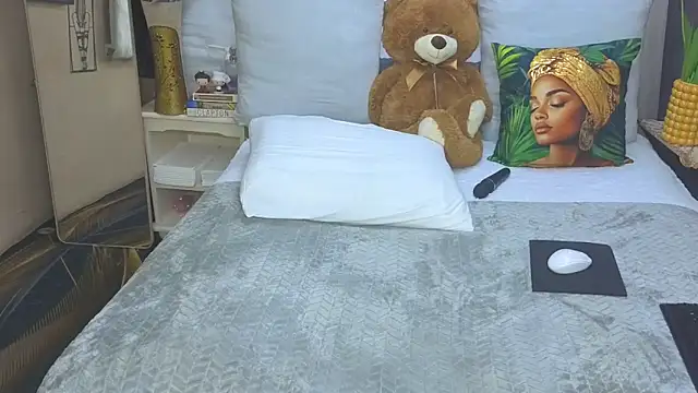 CaramelNatashaxx online show from 03/25/26, 07:13