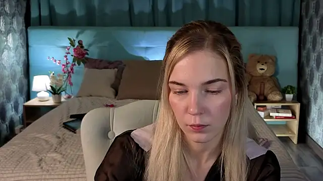 Snapshot of Aurora_Bennet chatting on 11/26/25, 12:54 Aurora Bennet online show from 11/26/25, 12:54