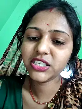 AnanyaKapoor89 online show from 10/21/25, 09:09