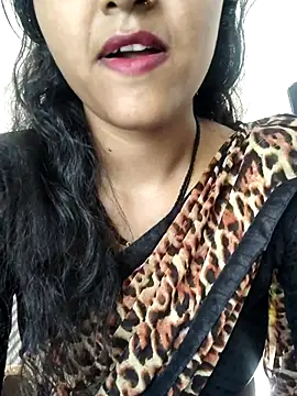 AnanyaKapoor89 online show from 10/07/25, 08:26