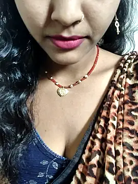 AnanyaKapoor89 online show from 09/09/25, 05:50