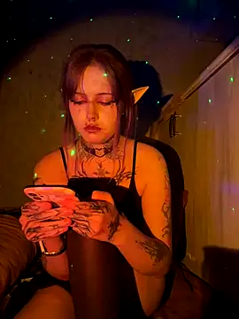 n1ghtcloud online show from 10/28/25, 06:51