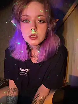 n1ghtcloud online show from 11/17/25, 07:07