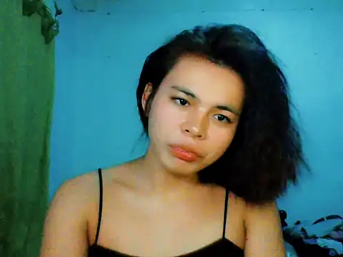 kera metina online show from 11/30/25, 03:18