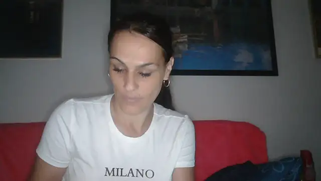 Snapshot of yumara351 chatting on 10/25/25, 10:47 yumara351 online show from 10/25/25, 10:47