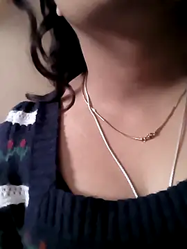 queenbuggi online show from 02/23/26, 08:26