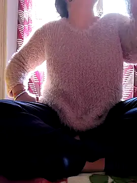 queenbuggi online show from 02/06/26, 09:16