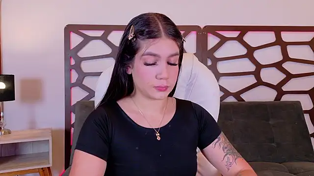 kloe bella online show from 02/19/26, 12:35