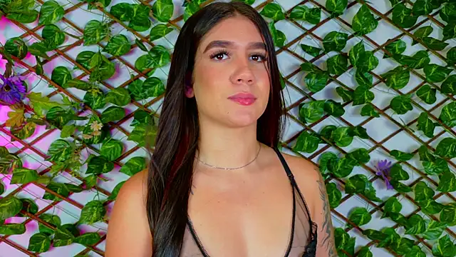 kloe bella online show from 09/26/25, 01:51