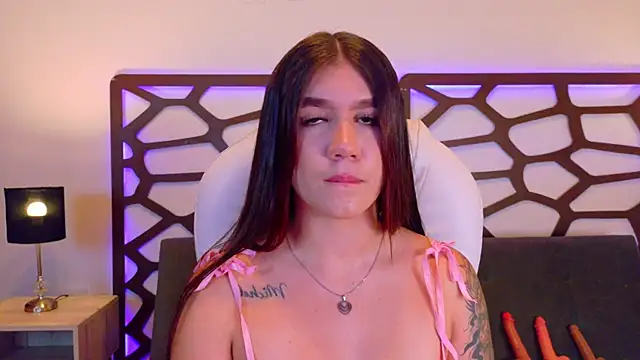 kloe bella online show from 11/05/25, 01:14