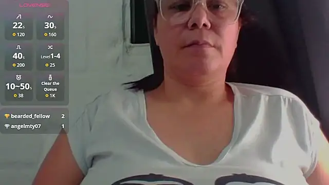 Snapshot of latinamaster chatting on 10/09/25, 12:55 latinamaster online show from 10/09/25, 12:55