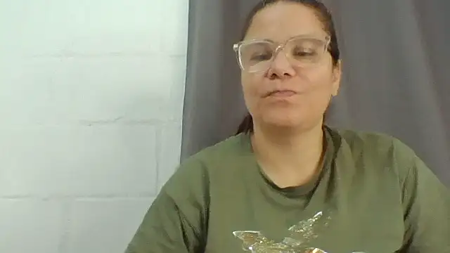 latinamaster online show from 10/22/25, 11:09